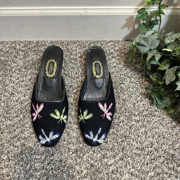 The Larkspur Collection Mule Kitten Heel Black Needlepoint Dragonflies VTG 6.5-7 - Picture 2 of 7